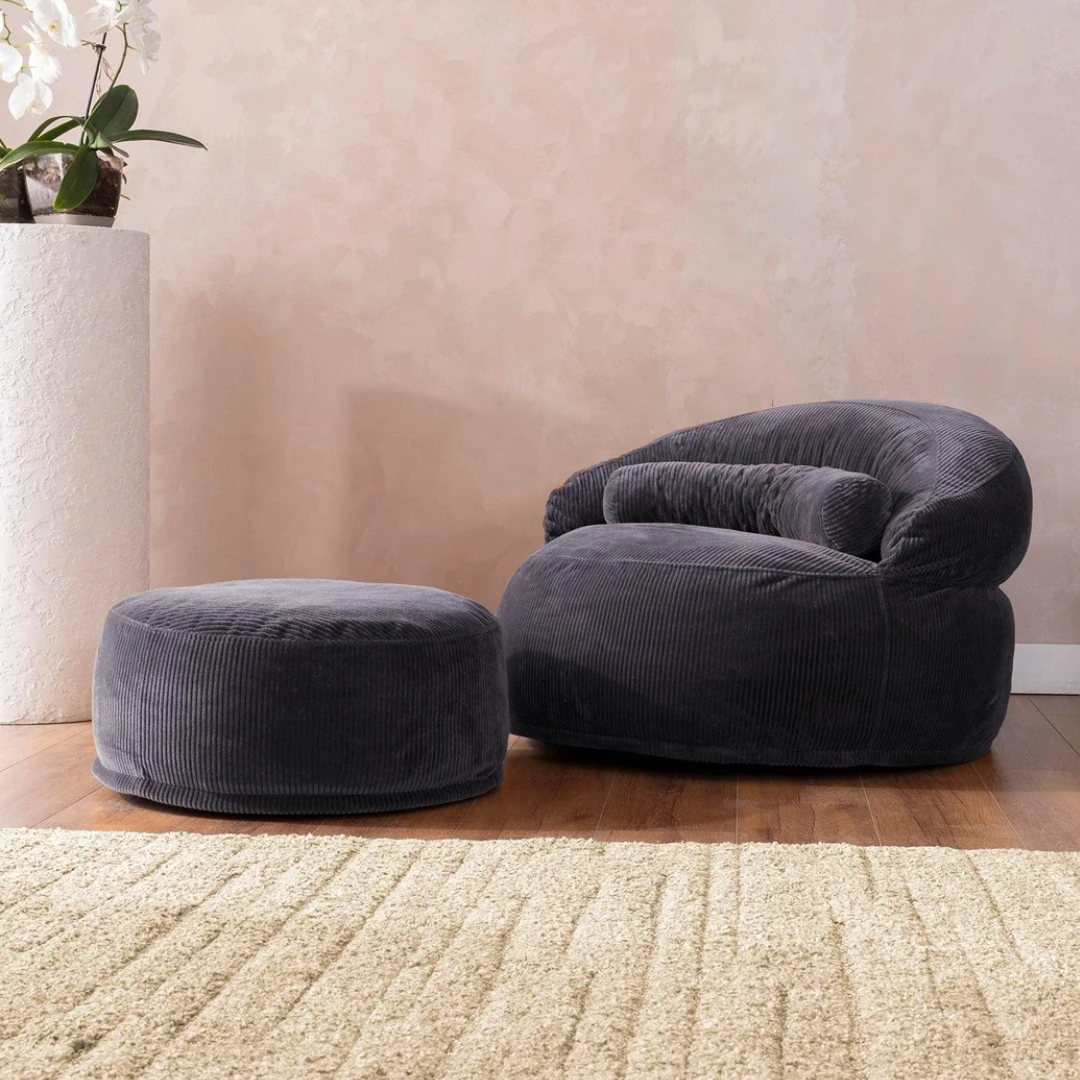 Cozy 'Pouf' Lounger
