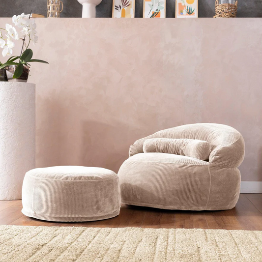 Cozy 'Pouf' Lounger