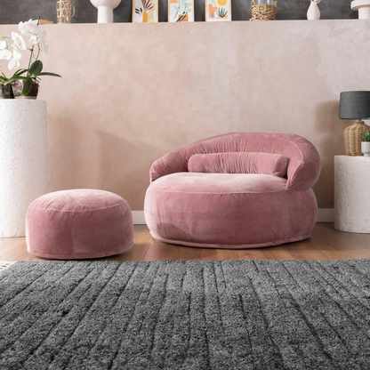 Cozy 'Pouf' Lounger
